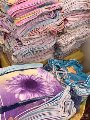 邦燦2017跑江湖地攤十元模式 精品外貿新疆棉枕套，10元2個贈送錄音